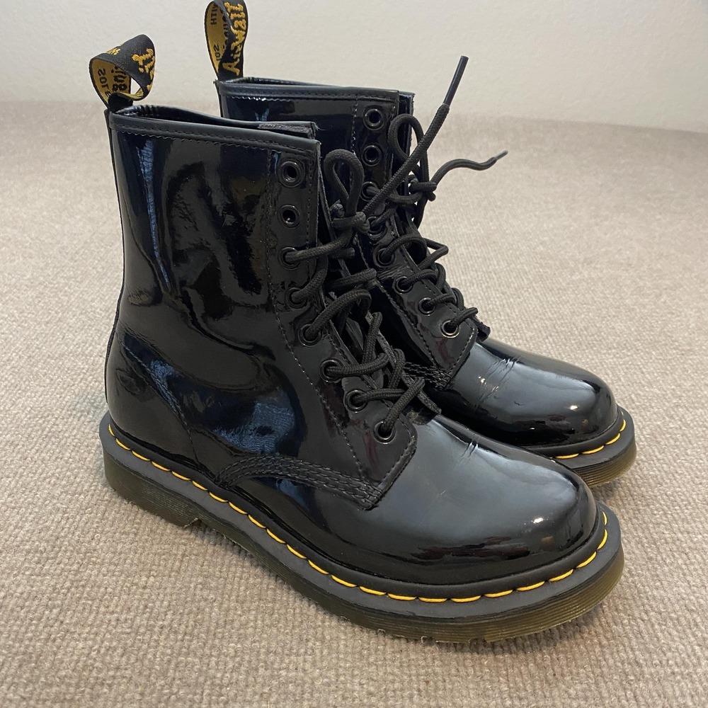 Dr. Martens 1460 Boots Womens Size 8 Black Patent Leather Ankle Combat 11821 Y2K